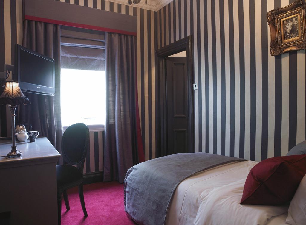 Balmoral Hotel 哈罗盖特 客房 照片