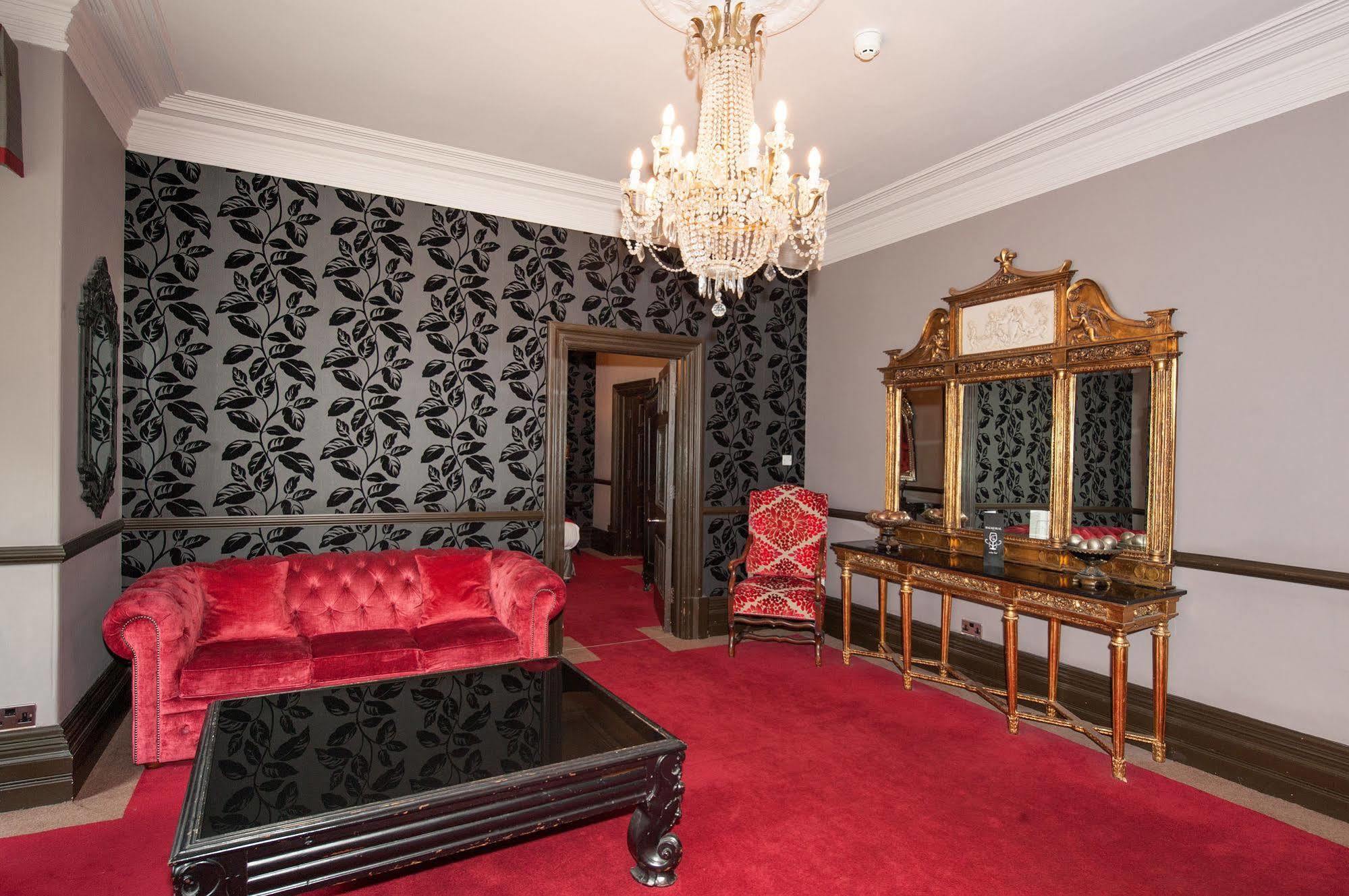 Balmoral Hotel 哈罗盖特 外观 照片